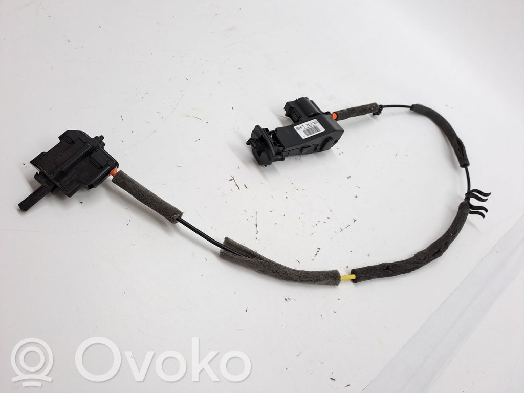 Ford Focus Cita virsbūves detaļa 