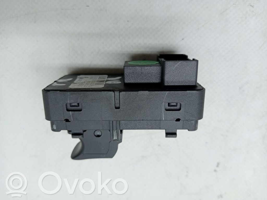 Electric window control switch   10507875