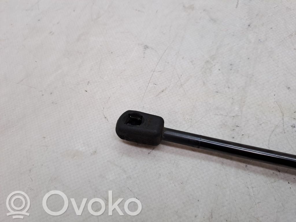 Skoda Fabia Mk2 (5J) Couvercle de coffre avec bloc tampon reglable arrière