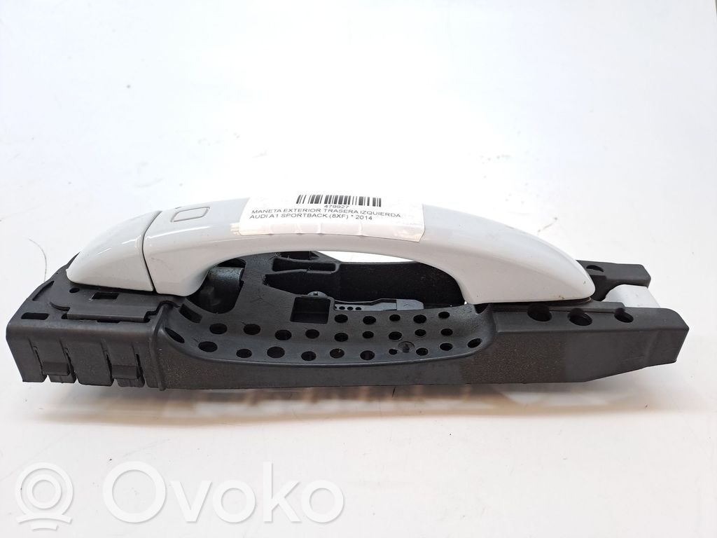 Manecilla externa puerta trasera   8T0837885B