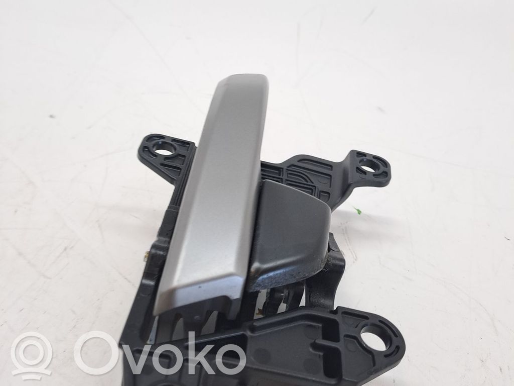 Manecilla interna puerta trasera   82620F2000