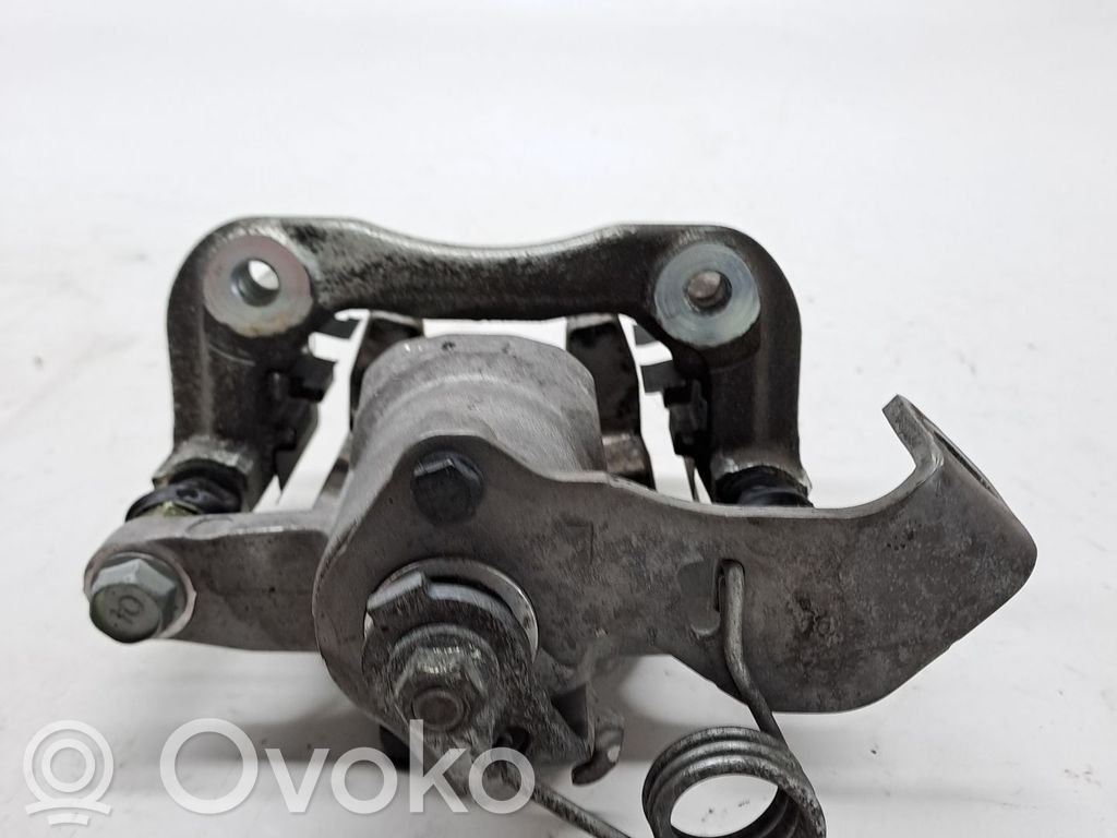 Hyundai Elantra VI Tylny zacisk hamulcowy