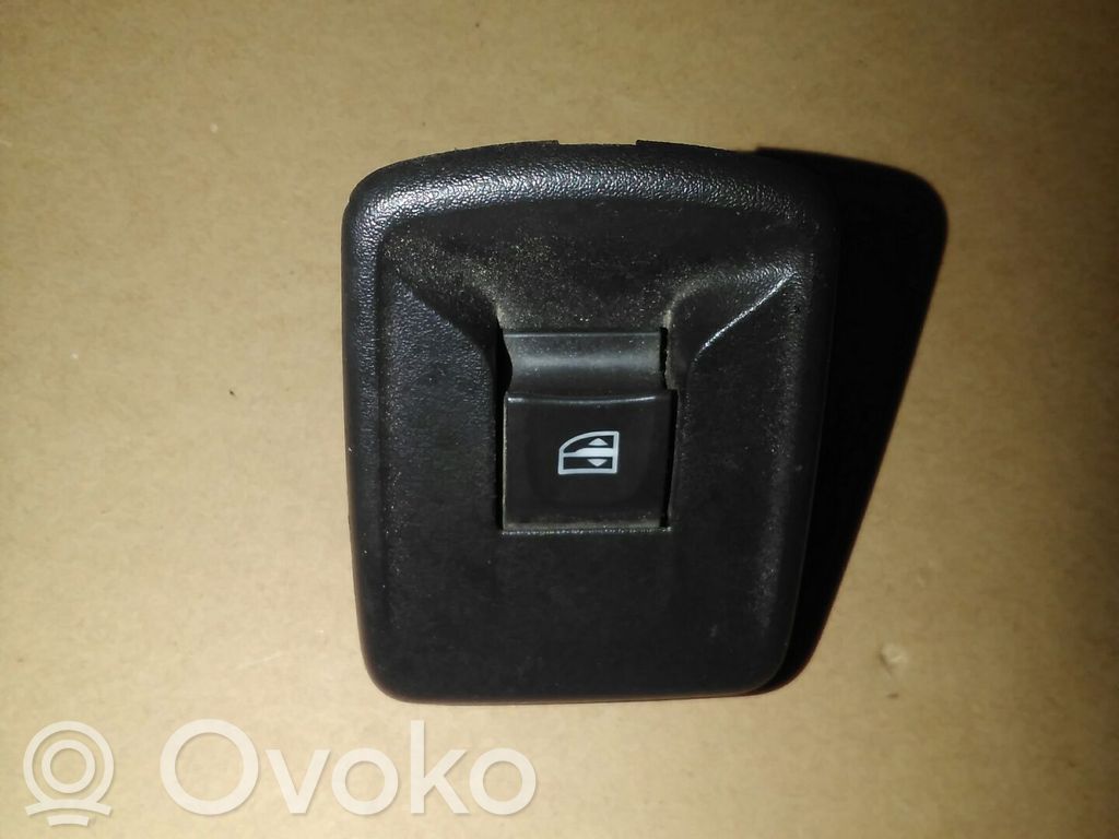 Dacia Lodgy Interruttore di controllo dell’alzacristalli elettrico 