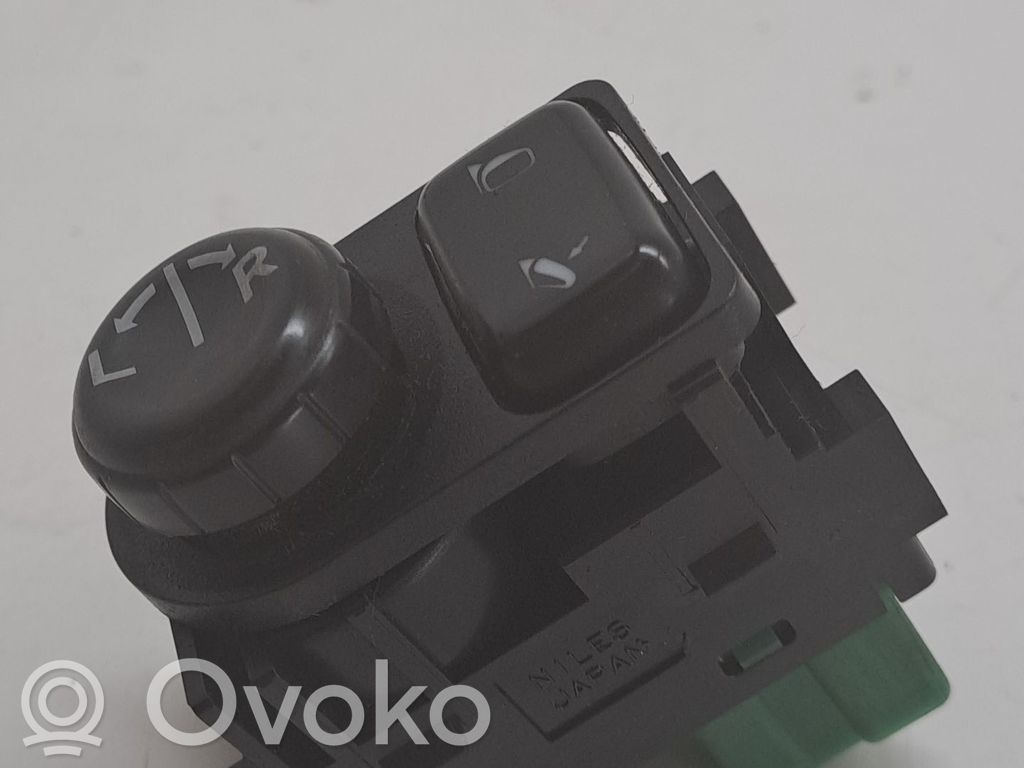 Interruptor del espejo lateral   25570JD01B