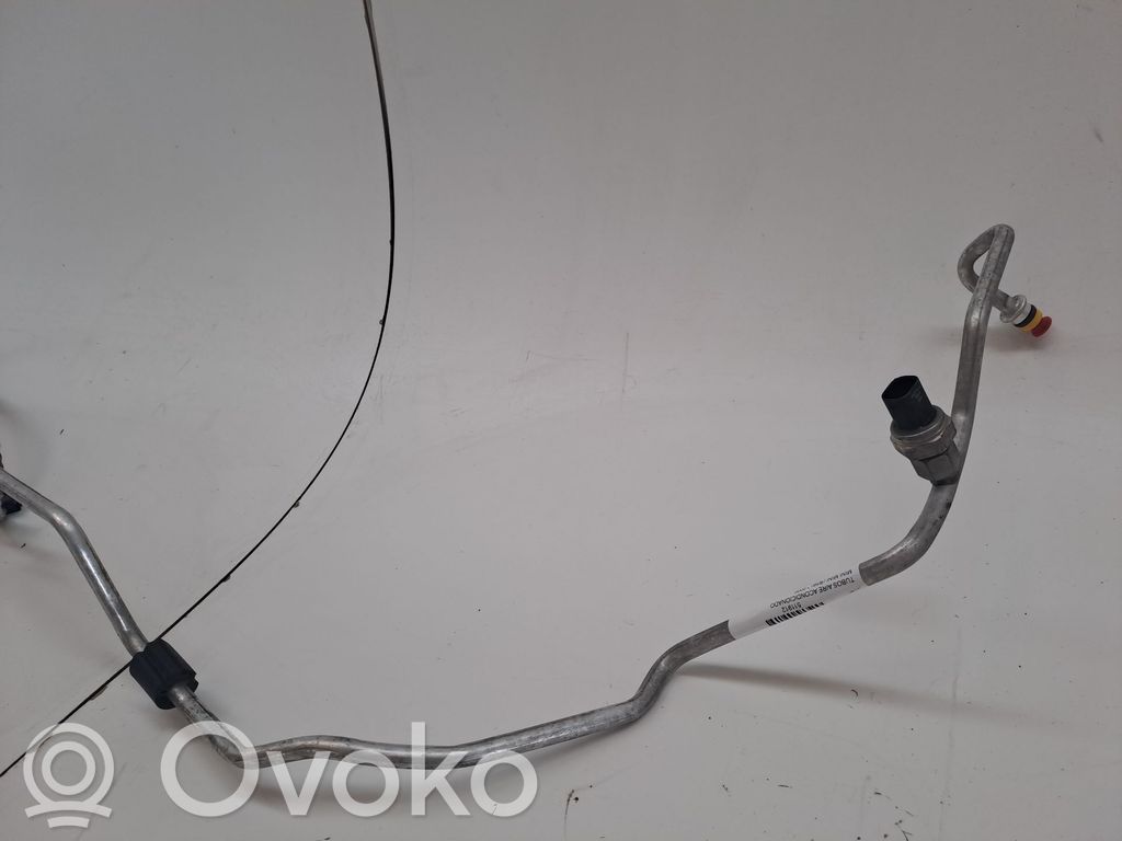 Manguito/racor flexible para A/C   64539224863
