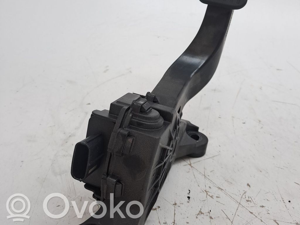 Gaspedal   32700G2120