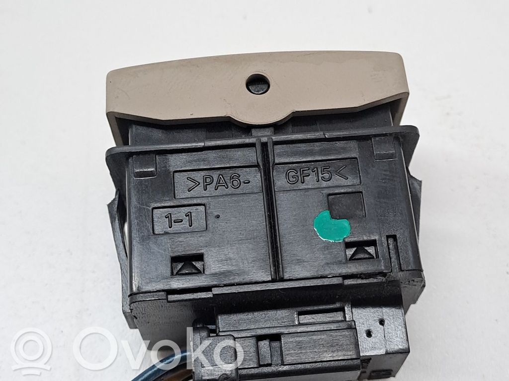 Modul de control caroserie central   13302030,1240789