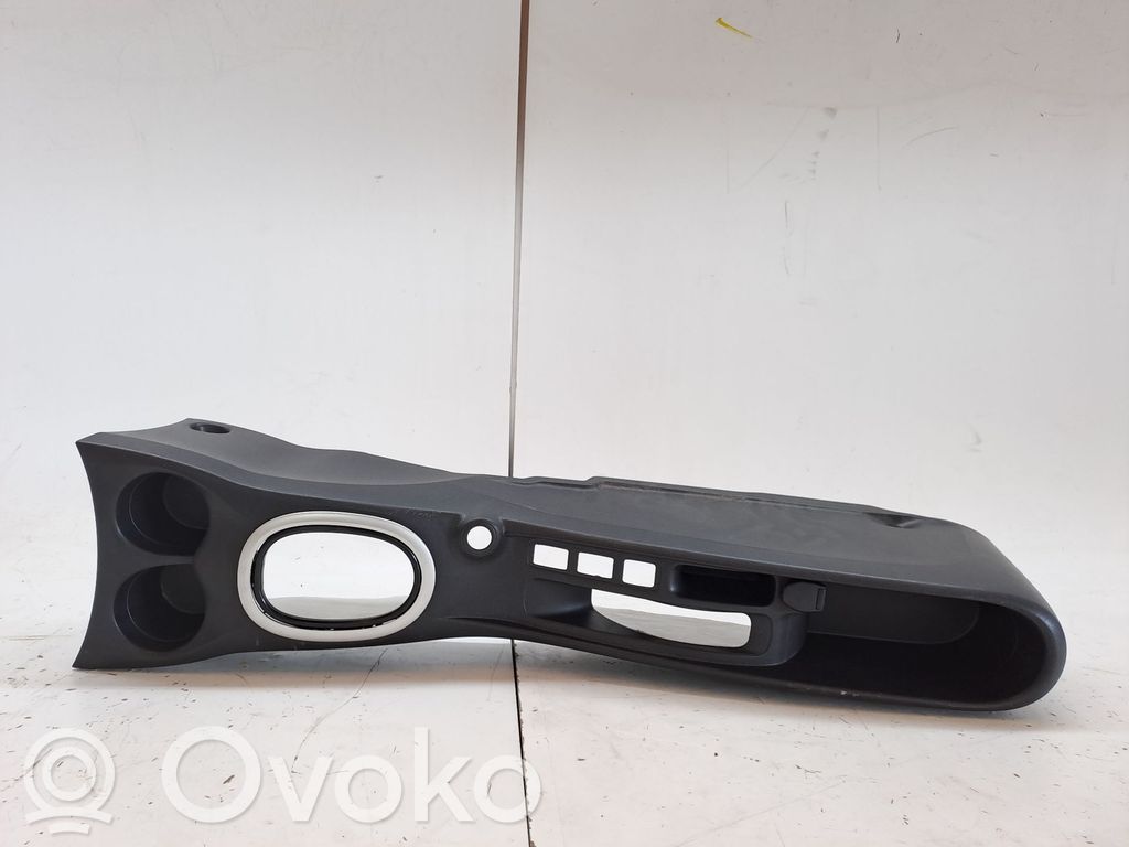 Nissan Note (E11) Center console 
