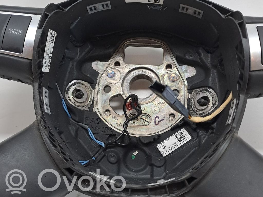 Audi A6 S6 C6 4F Ohjauspyörä 