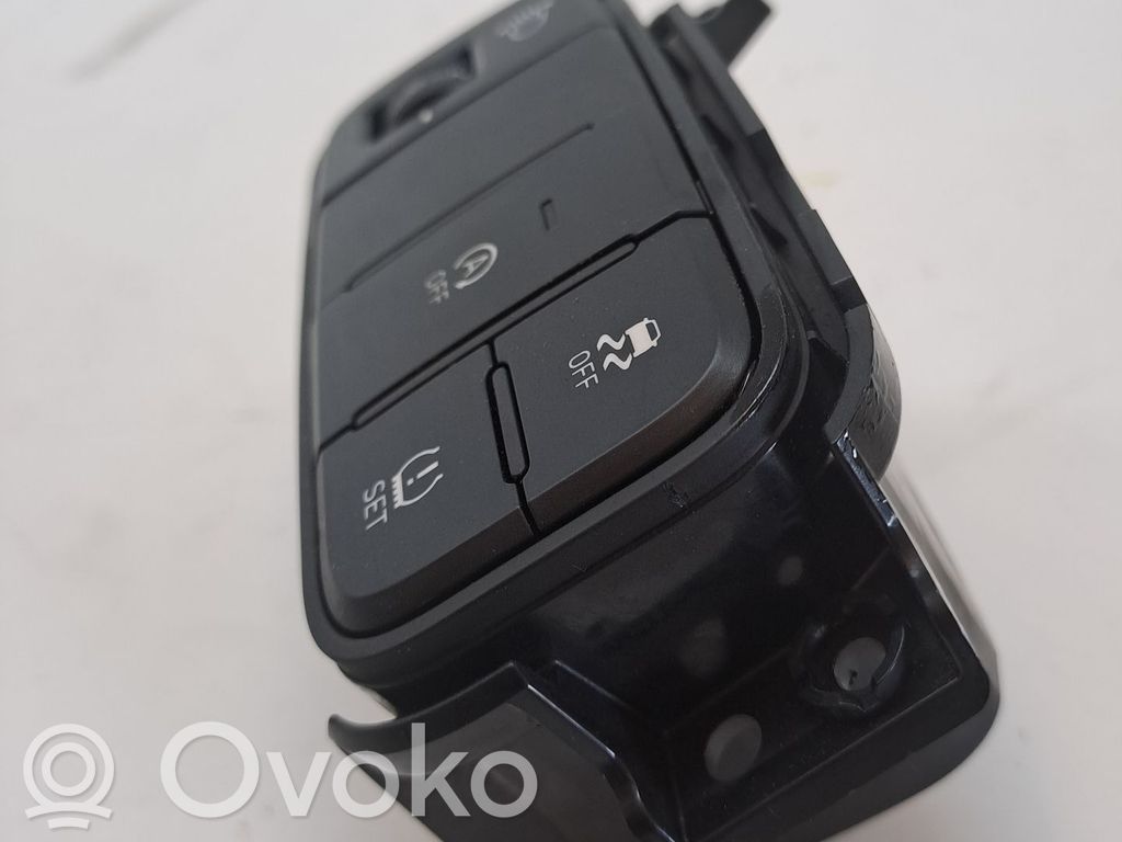 Boutons / interrupteurs volant   93700Q0010NNB