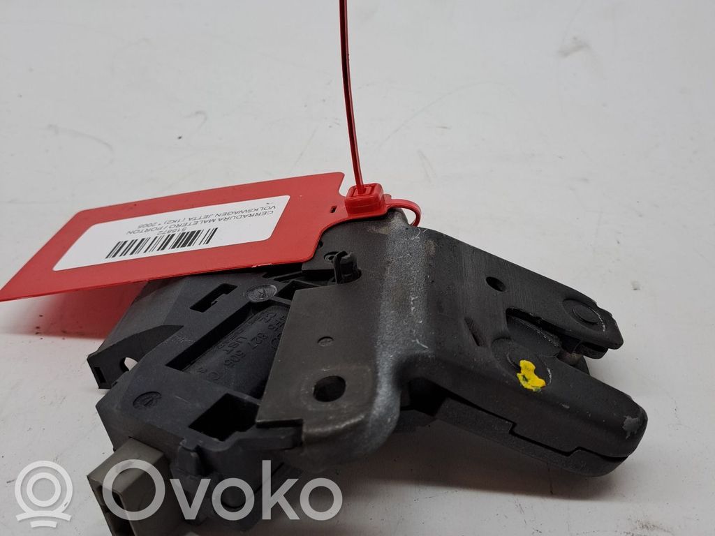 Volkswagen Jetta V Blocco chiusura del portellone 
