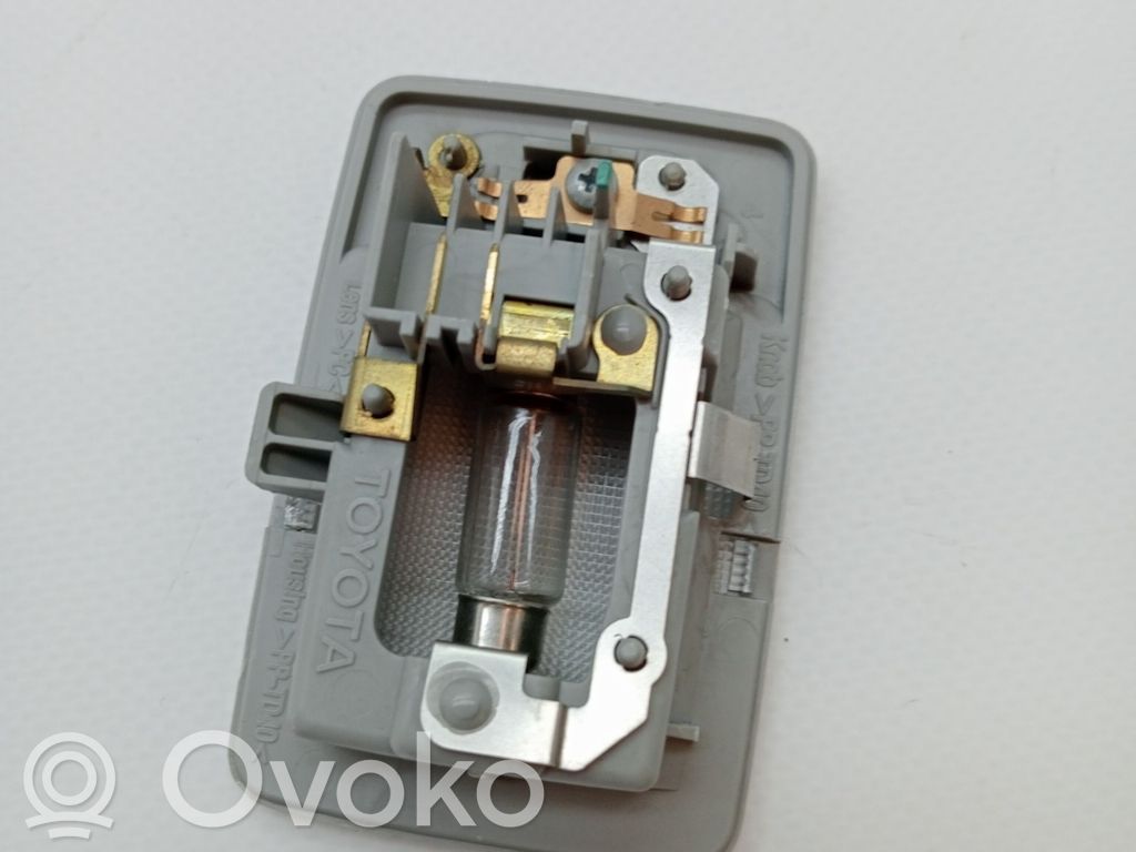 Consola de luz del techo   8134002030B0