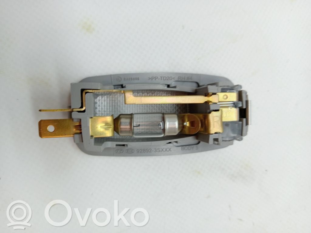 KIA Xceed Consola de luz del techo 