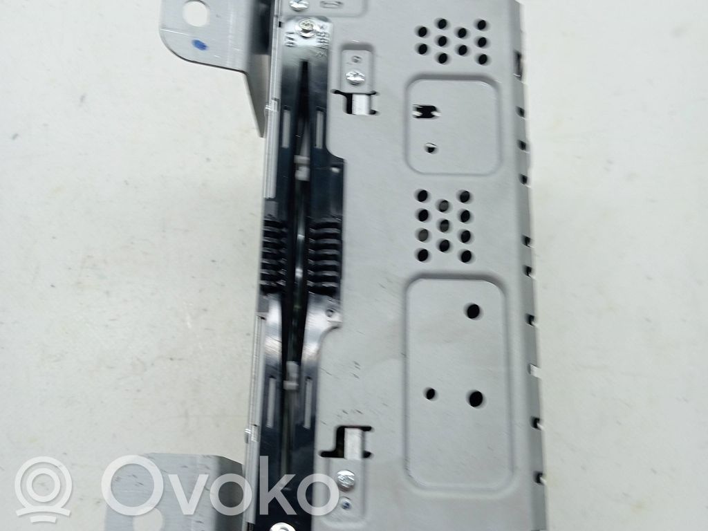Unitate principală radio/CD/DVD/GPS   EM2T19C107DG