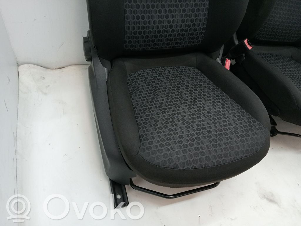 Opel Corsa E Turvatyynysarja paneelilla 