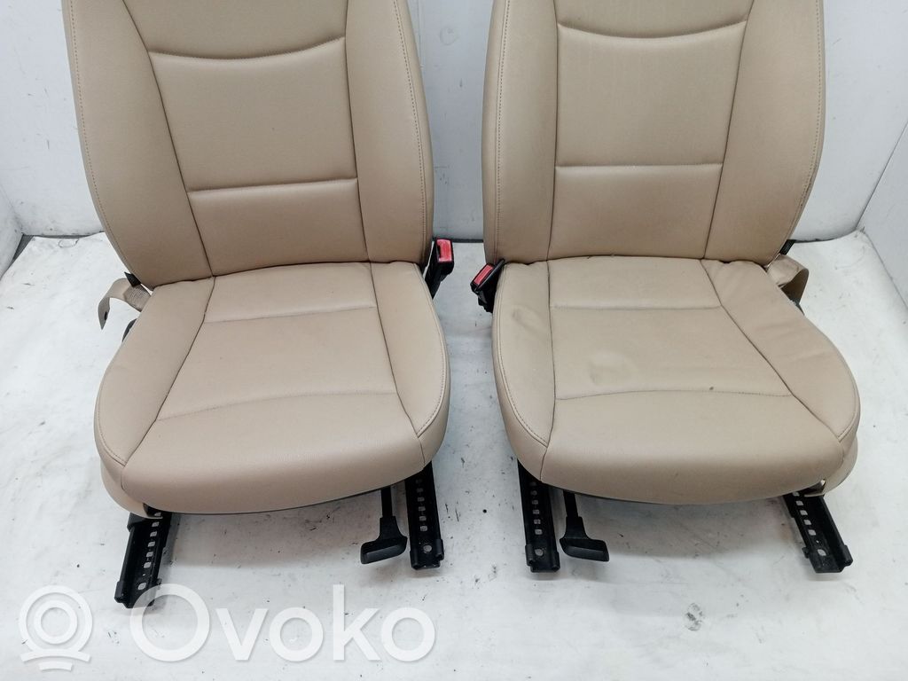 BMW 3 E90 E91 Turvatyynysarja paneelilla 