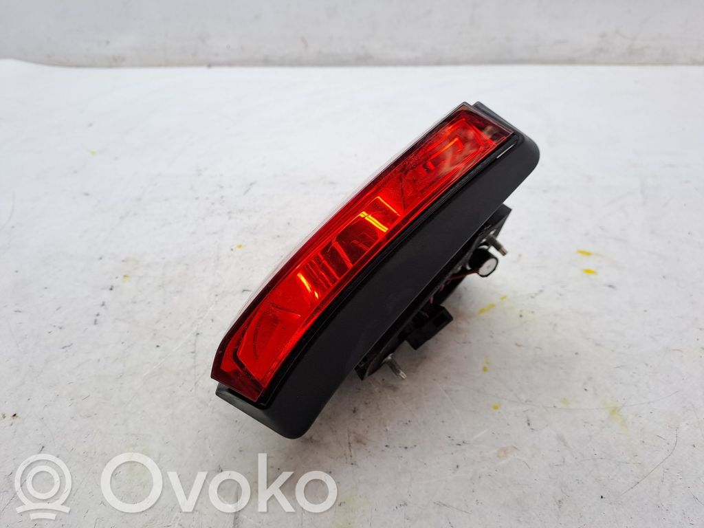 Volkswagen Tiguan Takavalon polttimo 