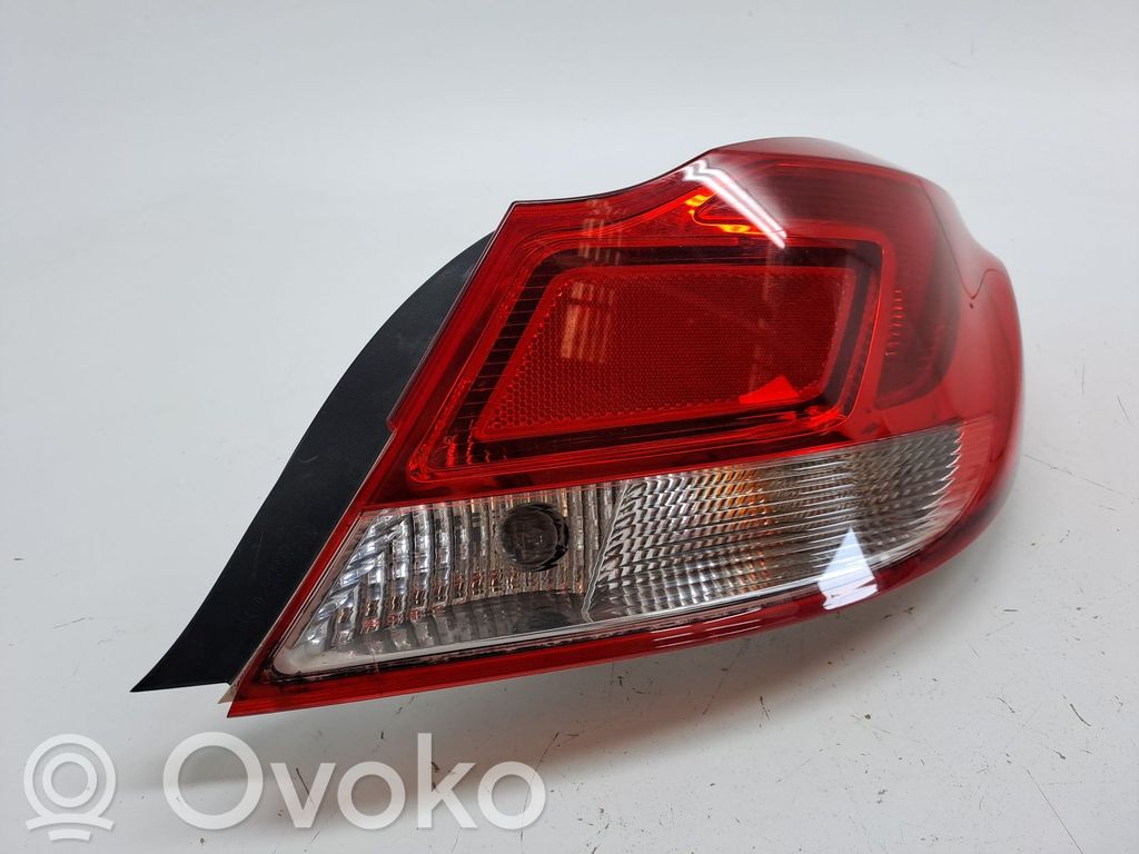 Opel Insignia A Takavalon polttimo 