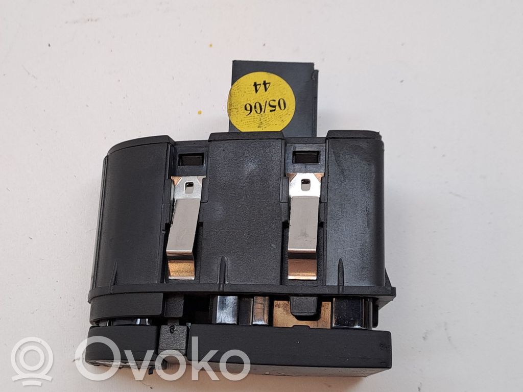 Modulo di controllo del corpo centrale   4F1927227A