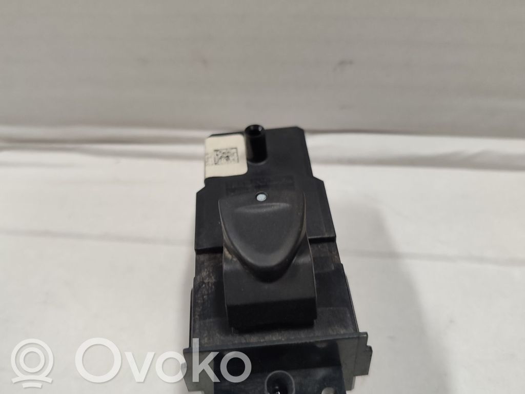 Interruptor del elevalunas eléctrico   35770SMGE01