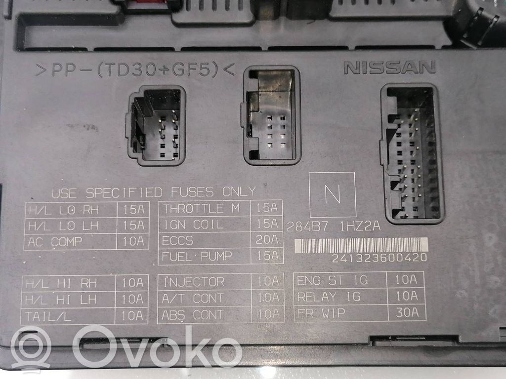 Блок предохранителей   284B71HZ2A
