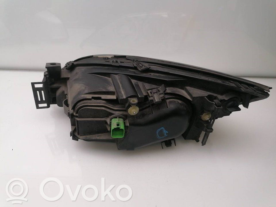 Etu-/Ajovalo   1S7113005SE
