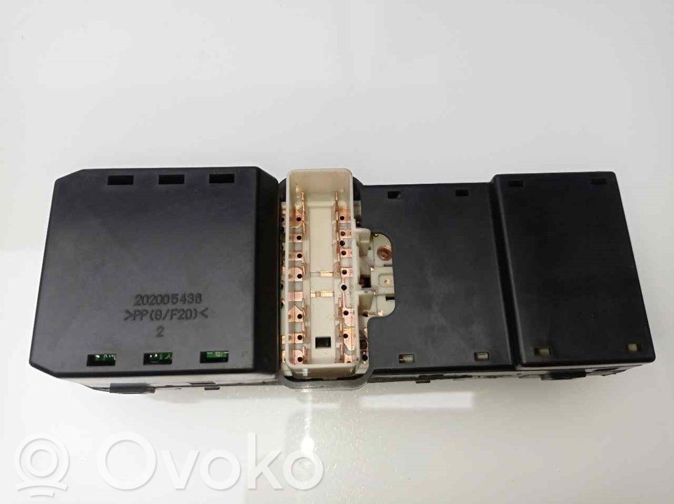 Interruptor del elevalunas eléctrico   202005436