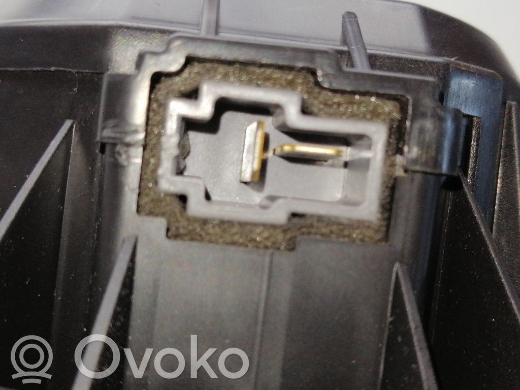 Pečiuko ventiliatorius/ putikas   F00S3B2474