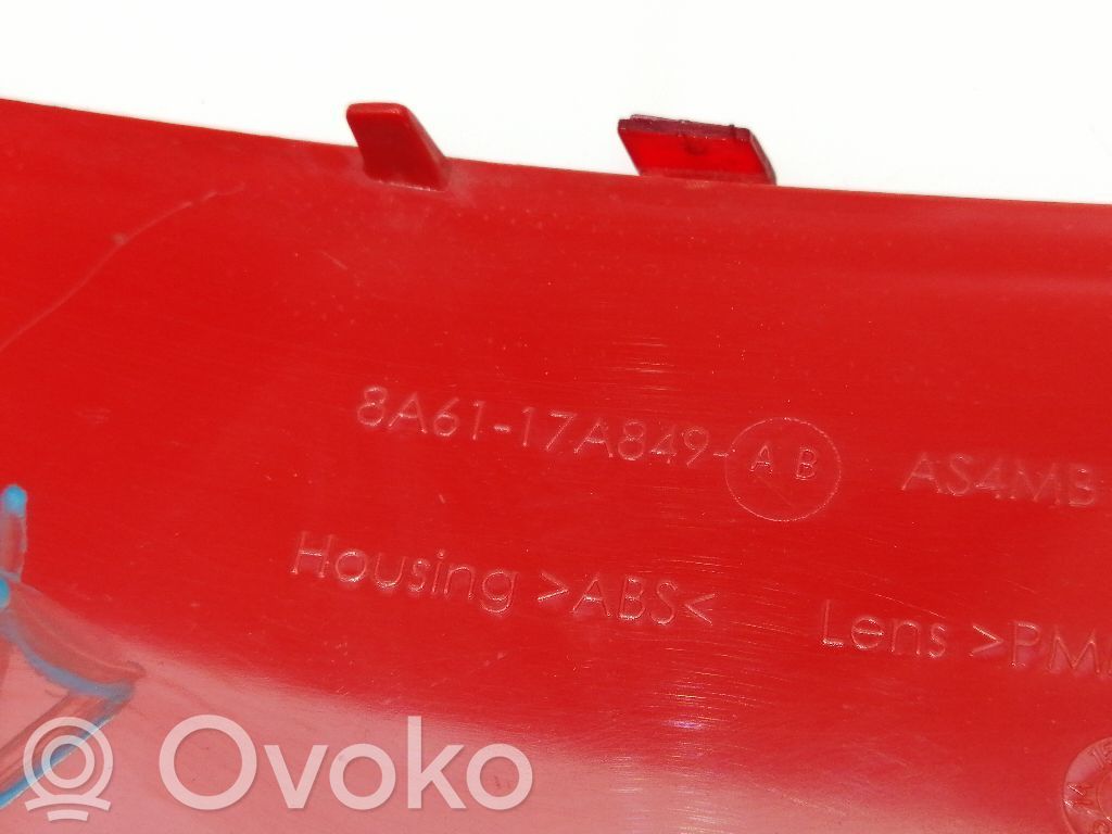 Lemputė   8A6117A849AB