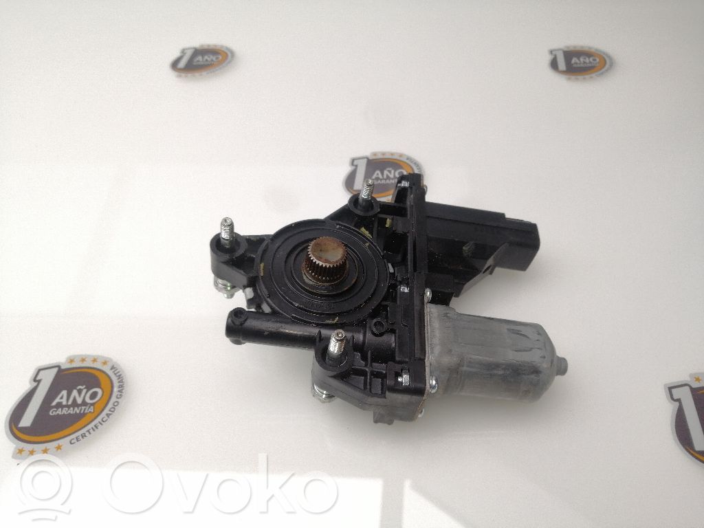 Silnik regulatora szyby drzwi przednich   824501W010