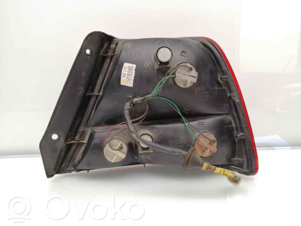 Hyundai Accent Lámpara de faros/luces traseros 
