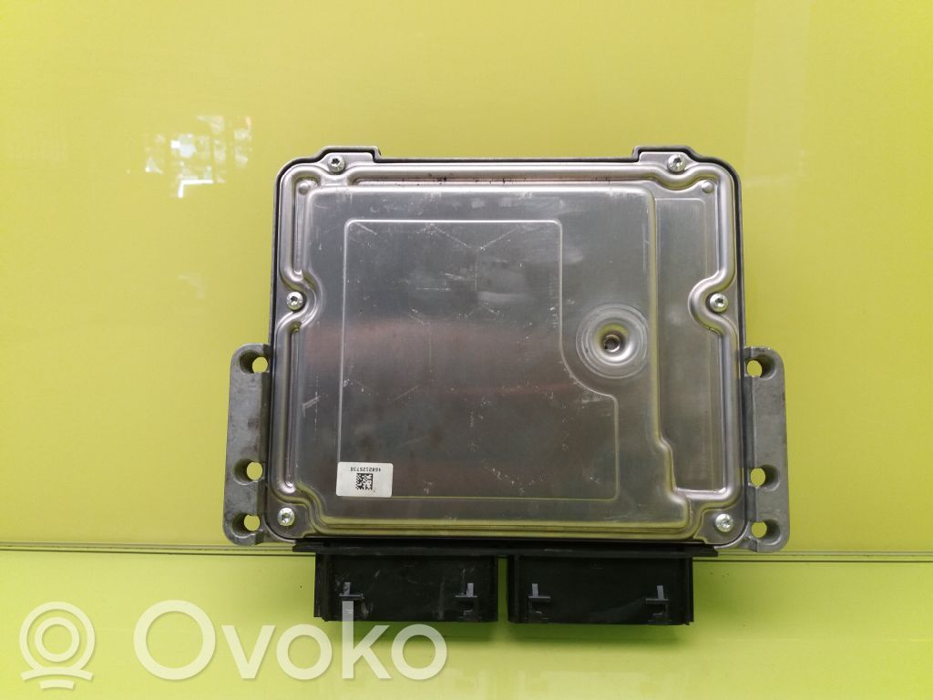 Ford Focus Komputer / Sterownik ECU silnika 