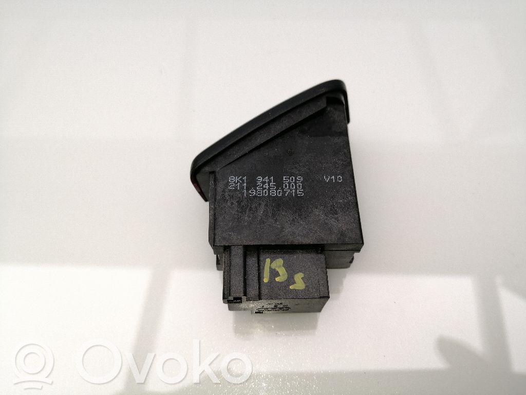 Hätävilkkujen kytkin   8K1941509