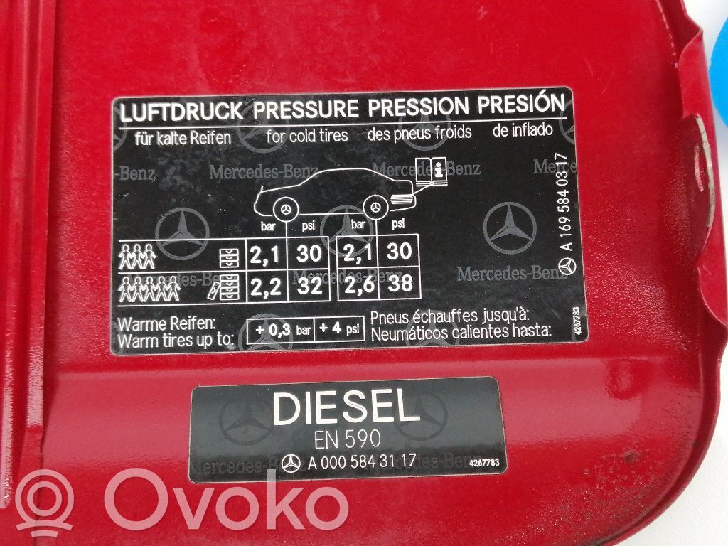 Mercedes-Benz A W176 Bușon rezervor