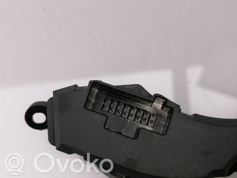 Unidad de control climatización   2T1T19A945BA