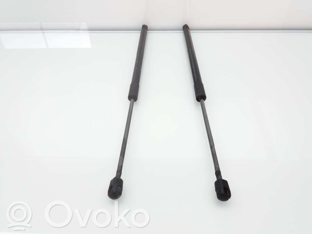Ford Focus Tampone in gomma portellone posteriore/bagagliaio