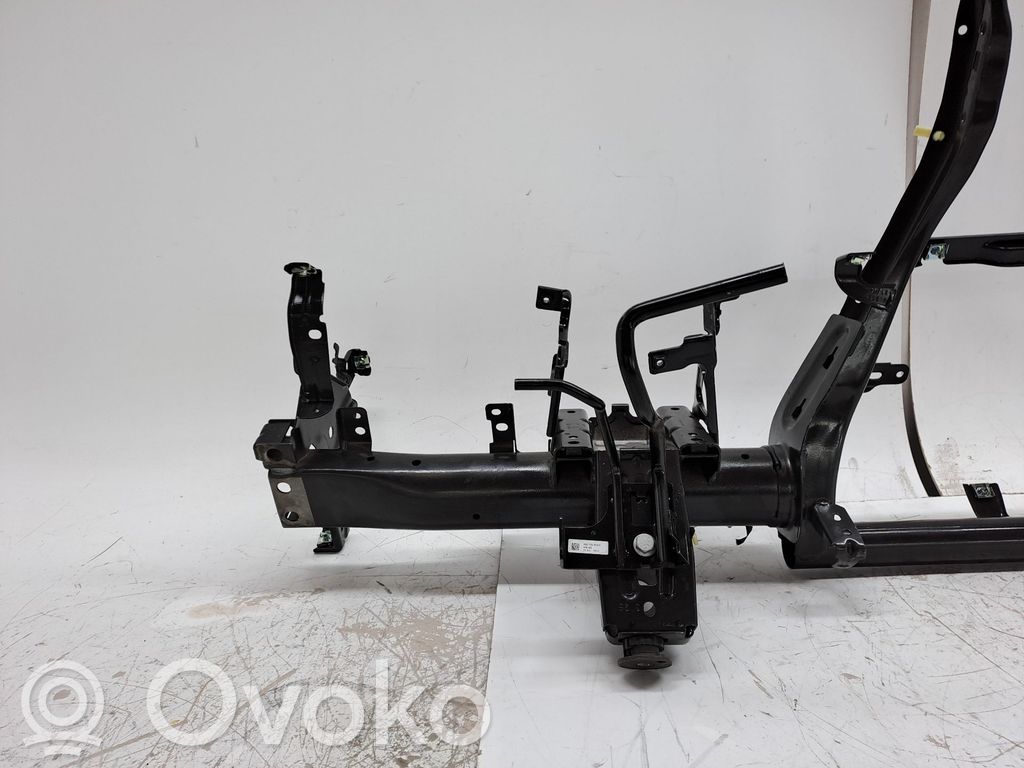 Kojelaudan poikittaiskannatin   8V1858045F