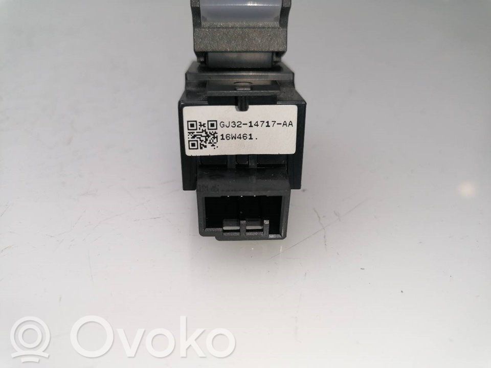 Przyciski szyb   GJ3214717AA