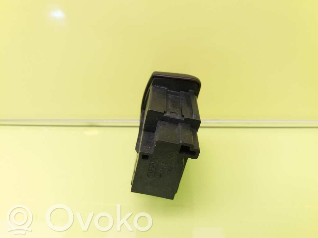 Hazard light switch   8K1941509A,211246000