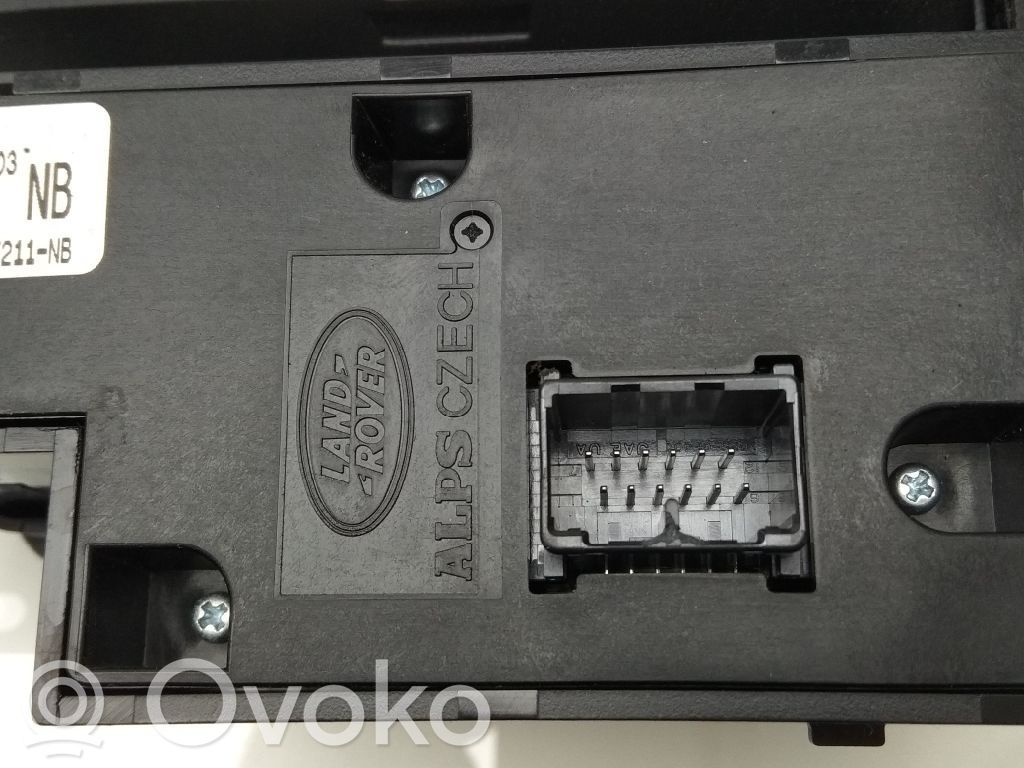 Boutons / interrupteurs volant   GJ3219F211NB