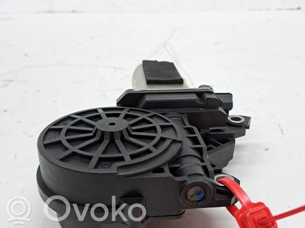 Takaoven lukko   4F0837060