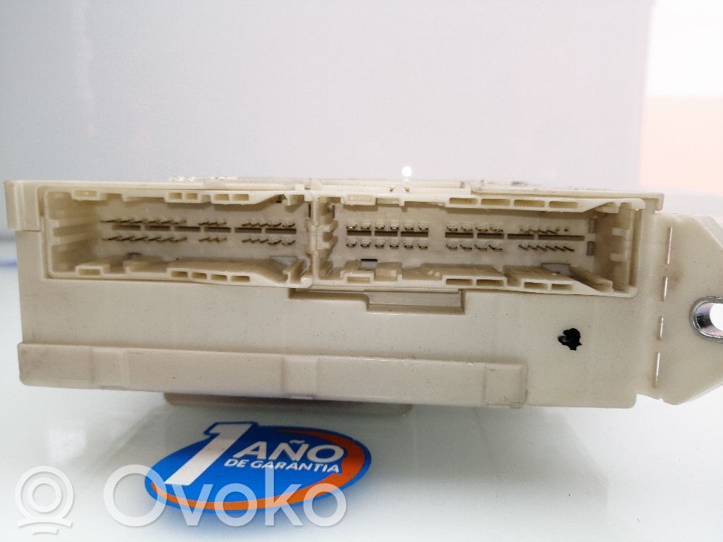 Módulo de fusible   8273053020