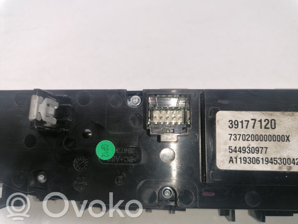 Panel klimatyzacji   39177120