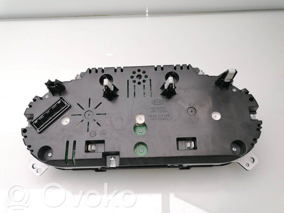 Spidometrs (instrumentu panelī)   94033A2000