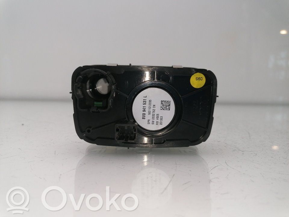 Lichtschalter   8V0941531L