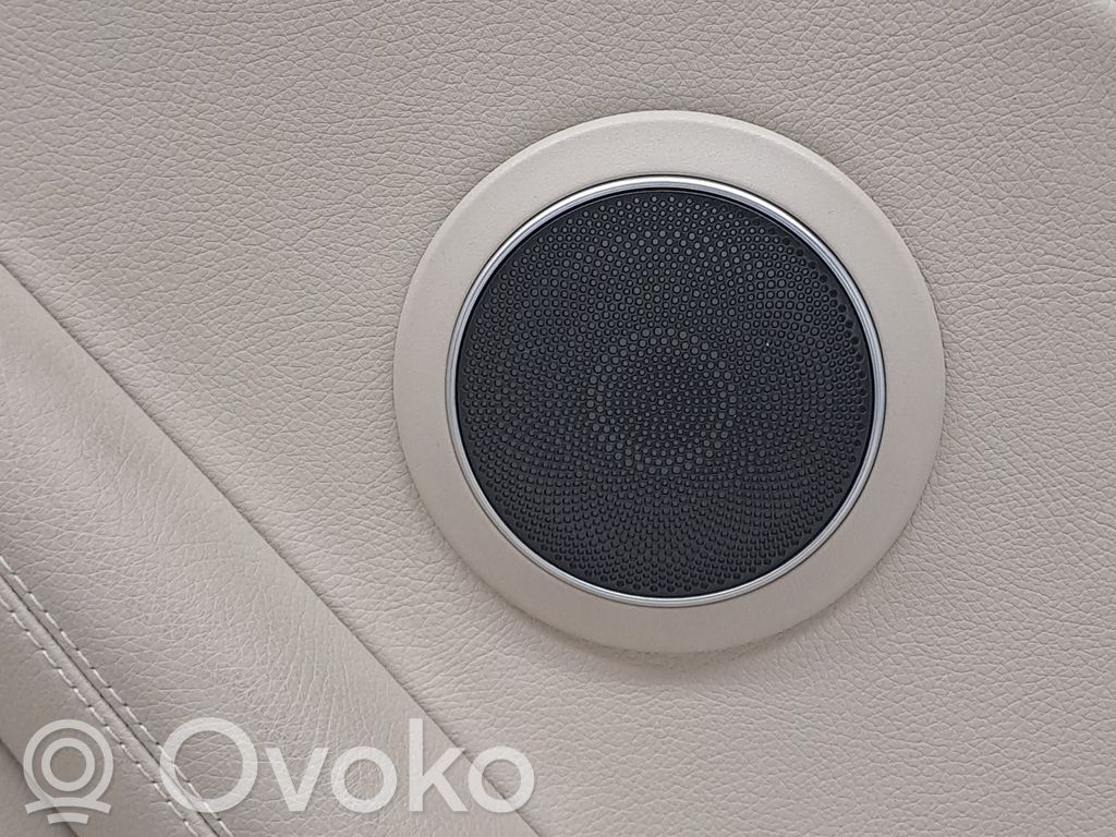 Mercedes-Benz C AMG W205 Rivestimento del pannello della portiera posteriore