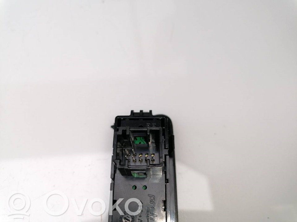 BMW 1 F40 Butoane/comutatoare pe volan 