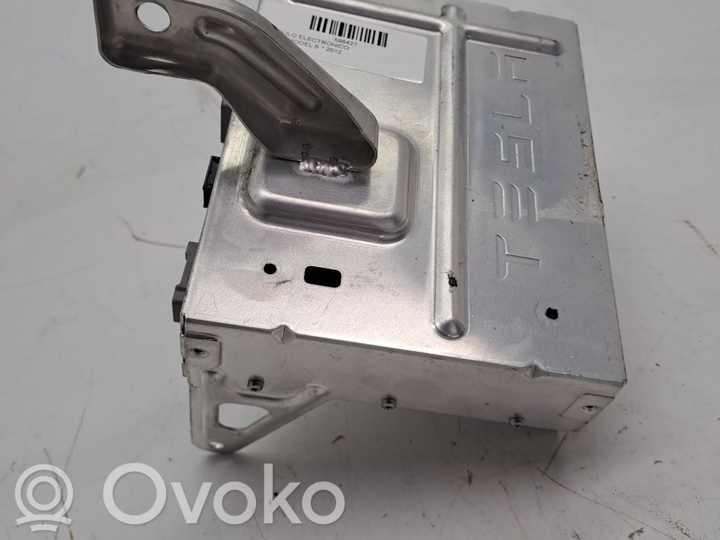 Unidad de control/módulo de carrocería central   107974800E