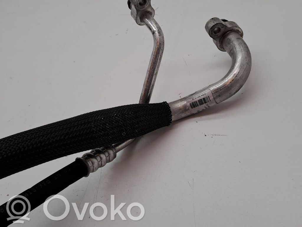 Mercedes-Benz E W238 Giunto/manicotto flessibile A/C