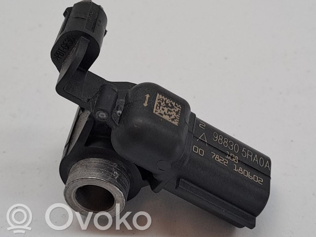 Czujnik   988305RA0A
